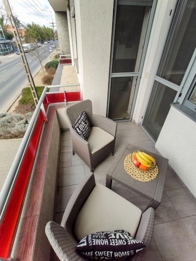 Holiday Apartman ชาร์วาร์ ภายนอก รูปภาพ